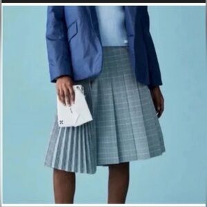 NWT We-ar4 size L Asymmetrical Pleated Skirt in Soft Green Check 100%virgin wool